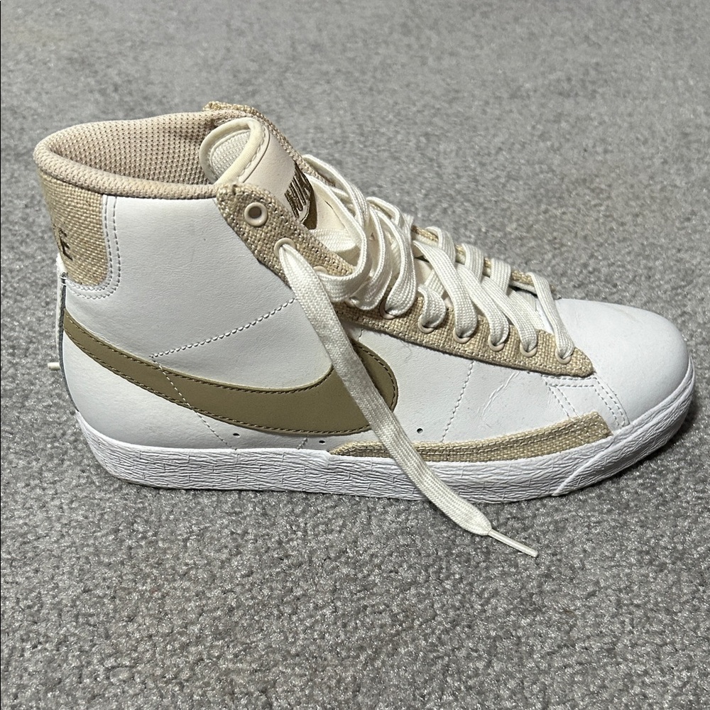 Nike High-Top Sneakers in White and Beige